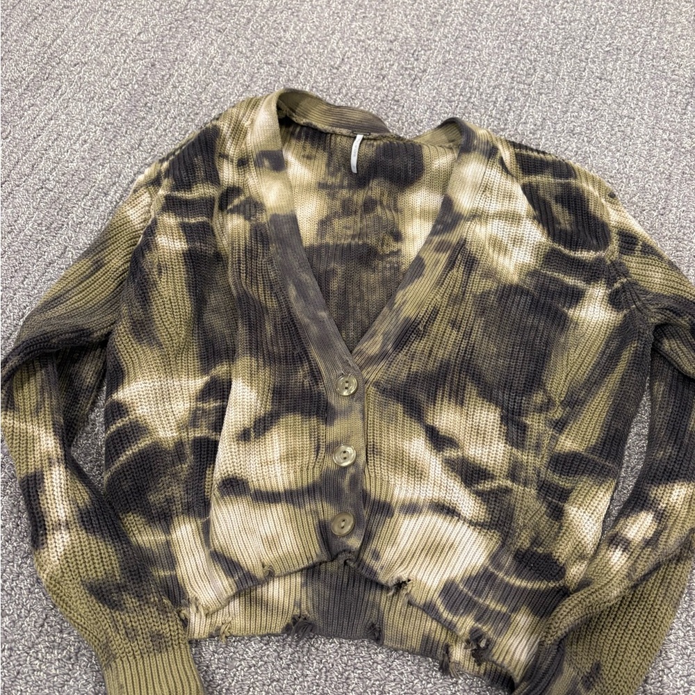 Olive Tie-Dye Button Cardigan
